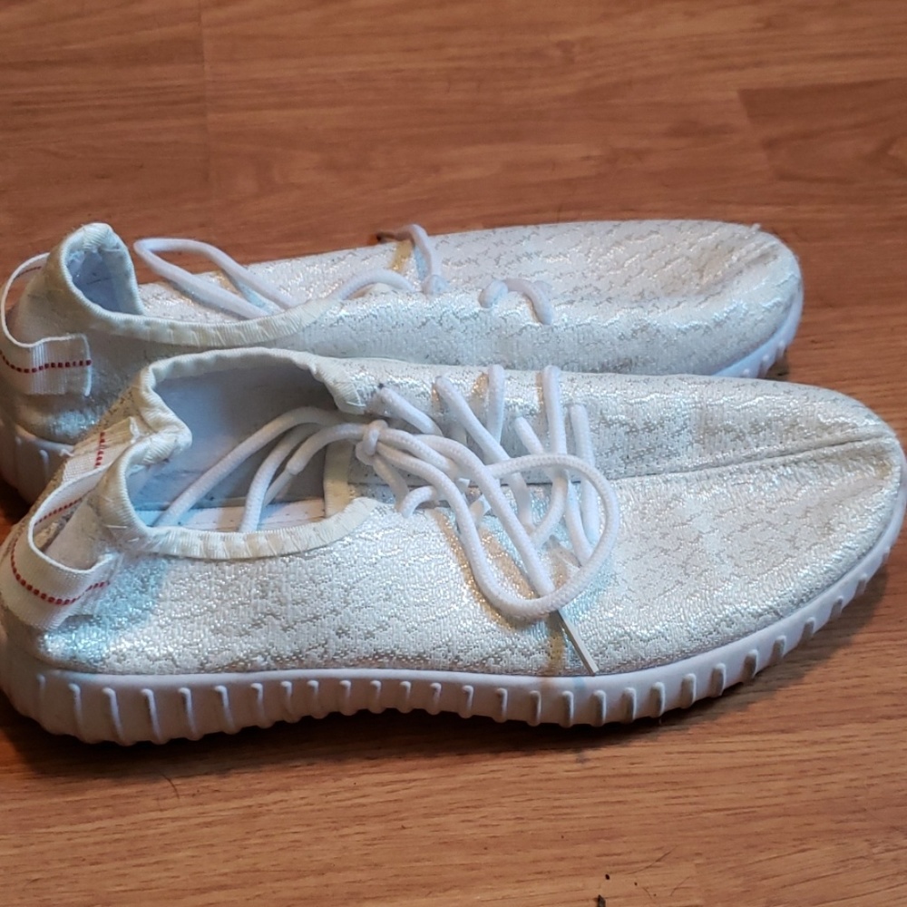 Yeezy like sneakers